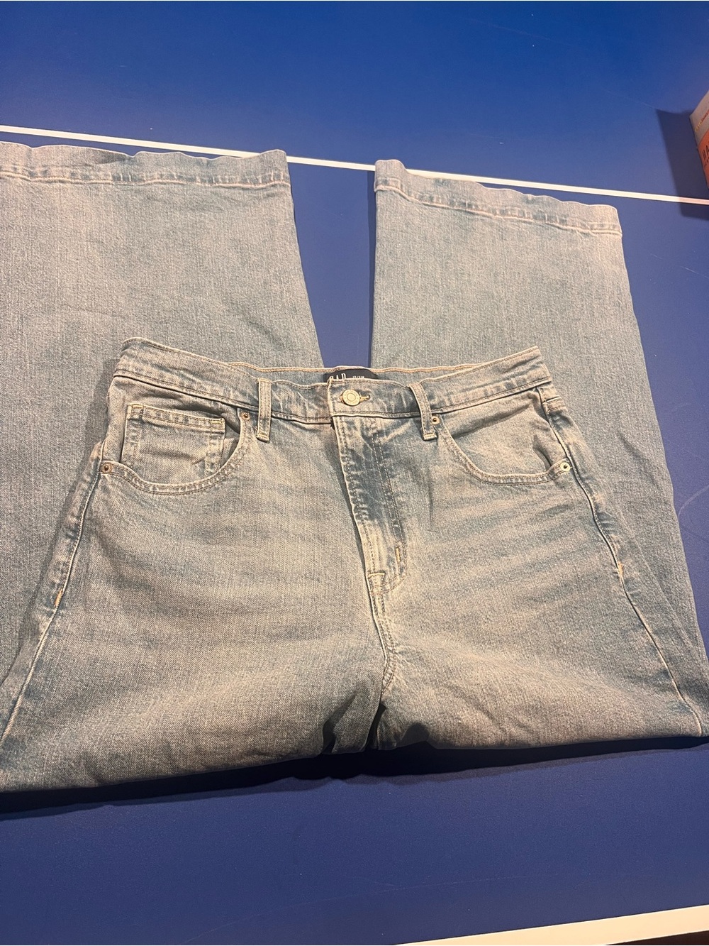 Gap Women's Size 12/31 Light Wash Wide Leg Cropped Jeans READ